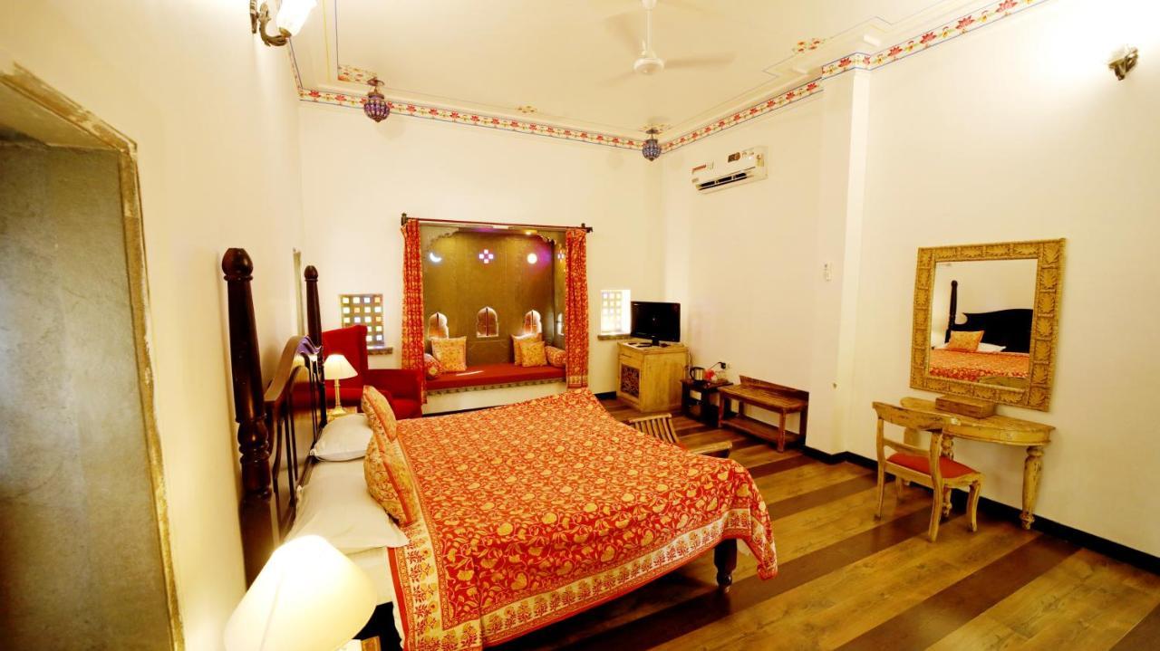Udaigarh - Udaipur Hotel Bagian luar foto