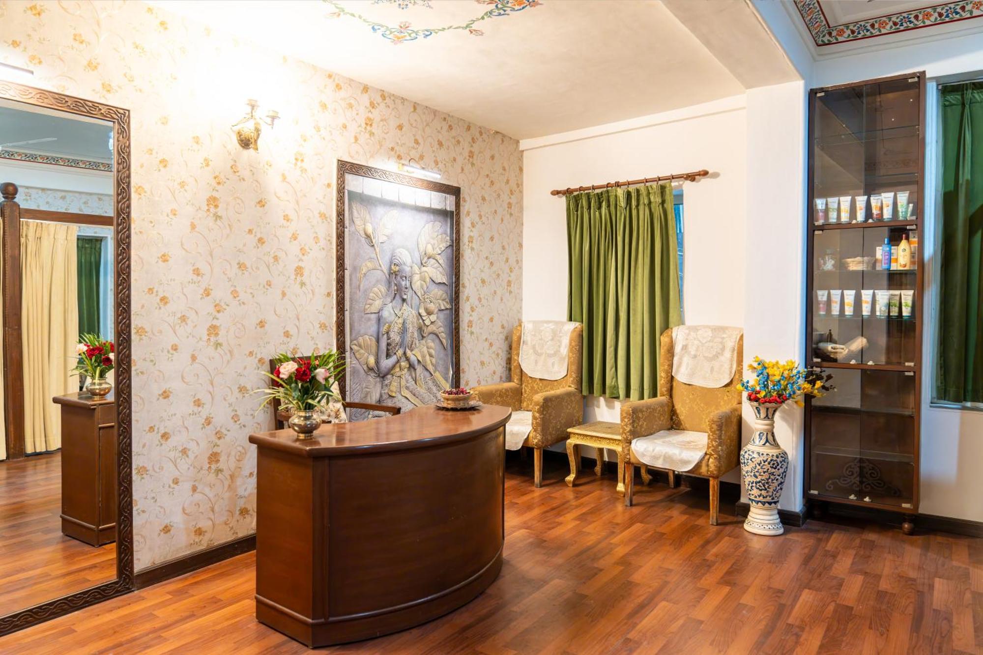 Udaigarh - Udaipur Hotel Bagian luar foto