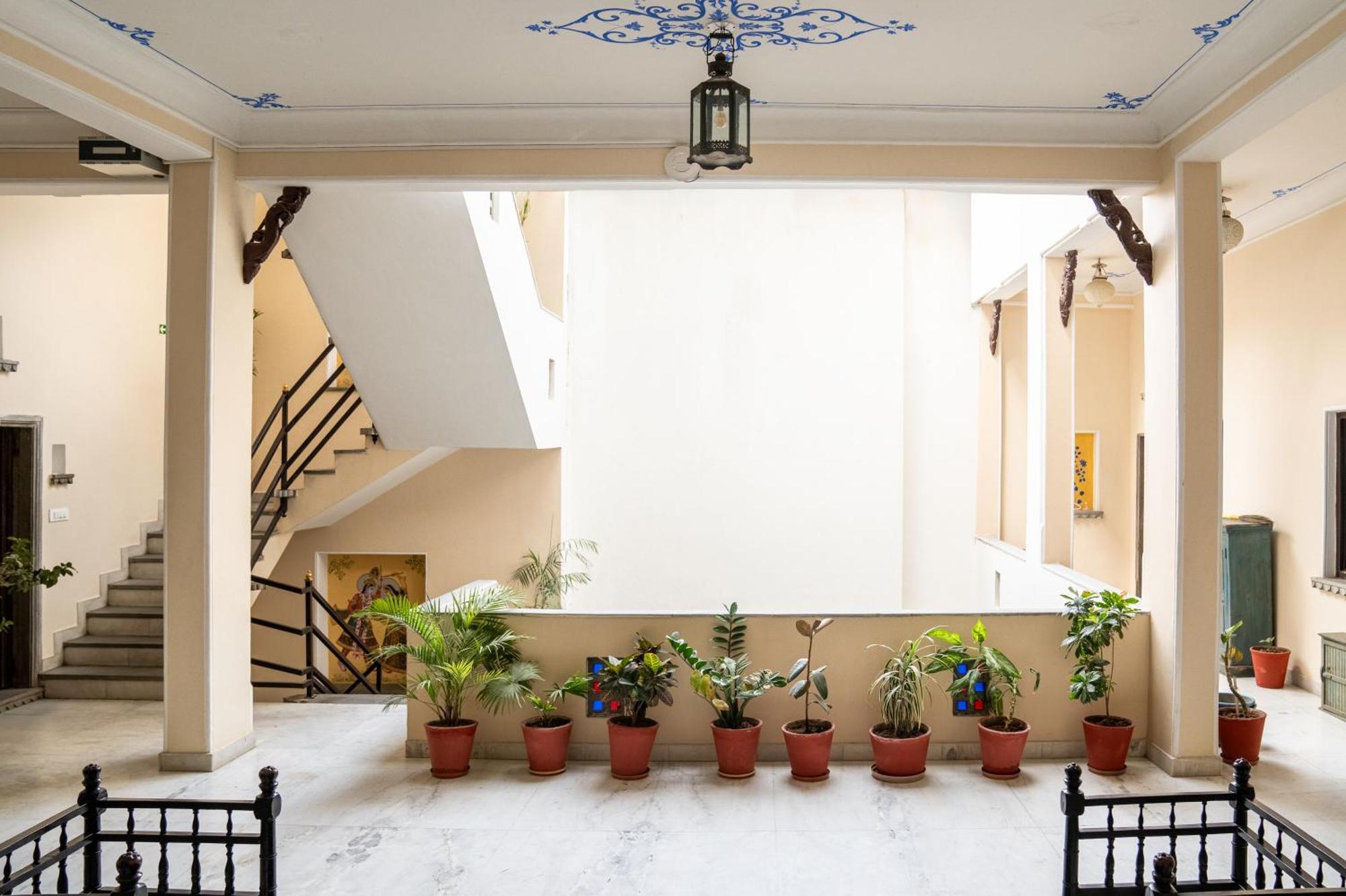 Udaigarh - Udaipur Hotel Bagian luar foto