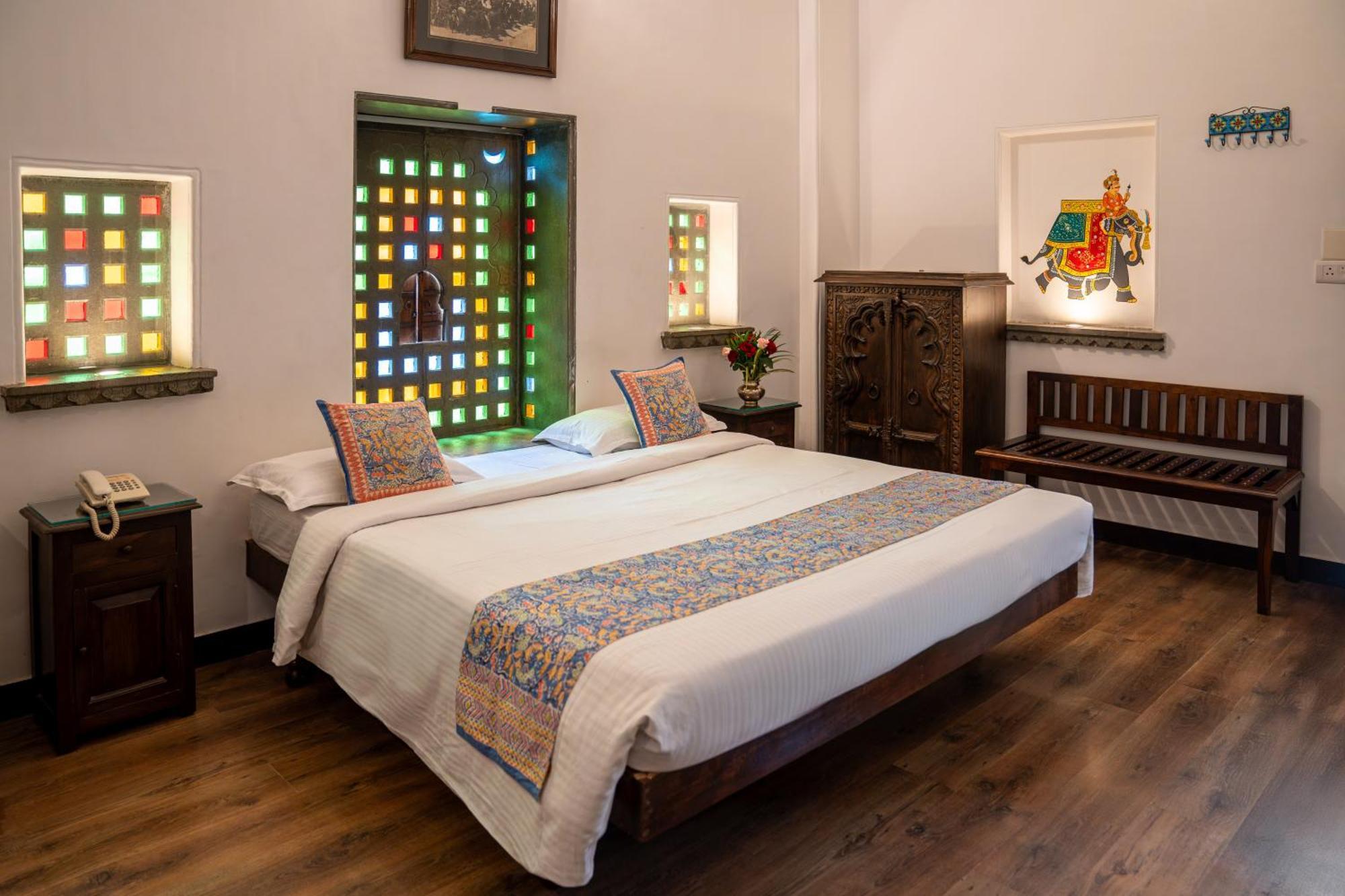 Udaigarh - Udaipur Hotel Bagian luar foto