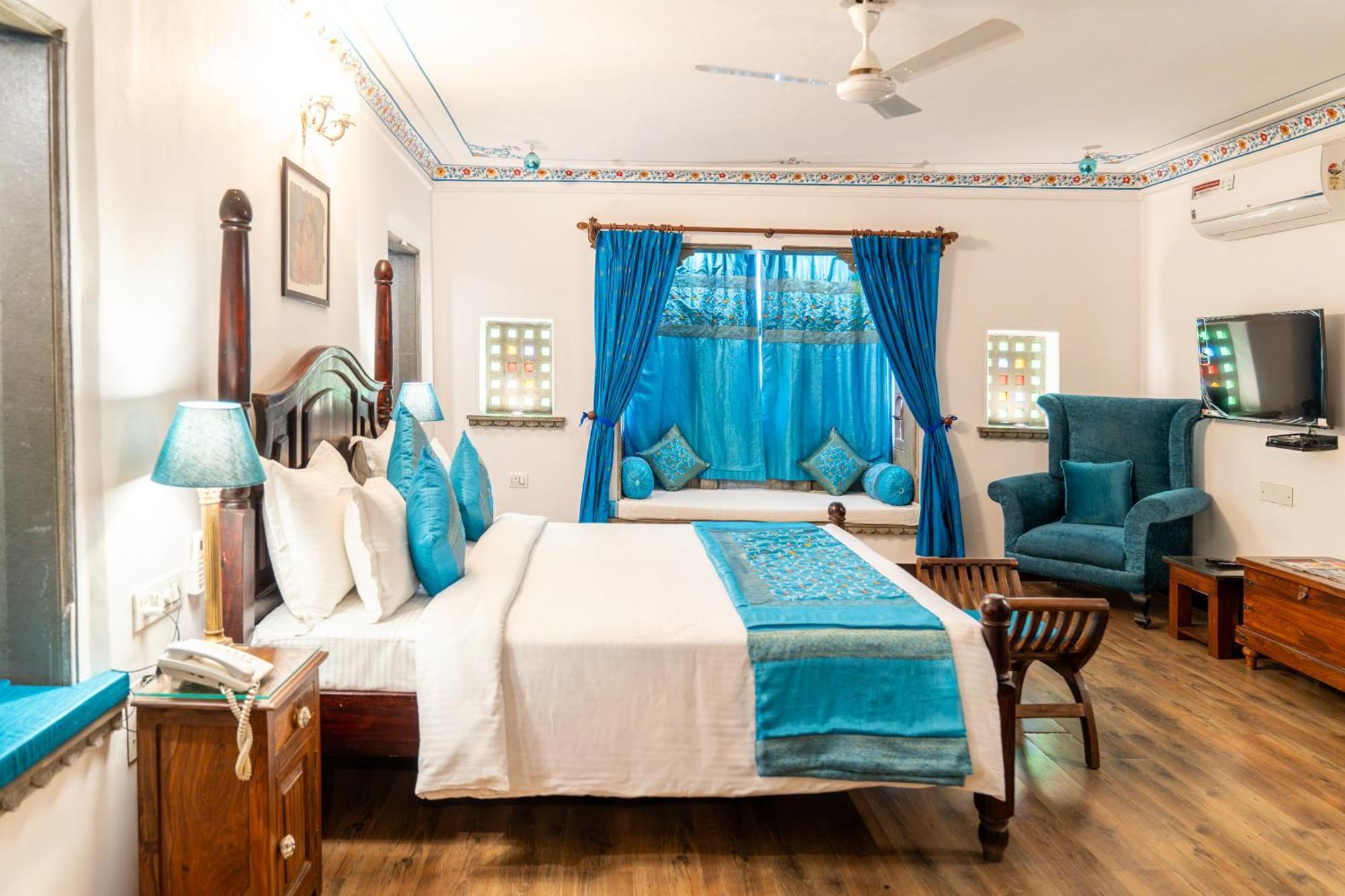 Udaigarh - Udaipur Hotel Bagian luar foto