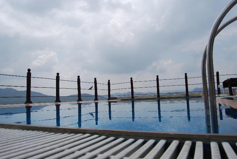 Udaigarh - Udaipur Hotel Bagian luar foto