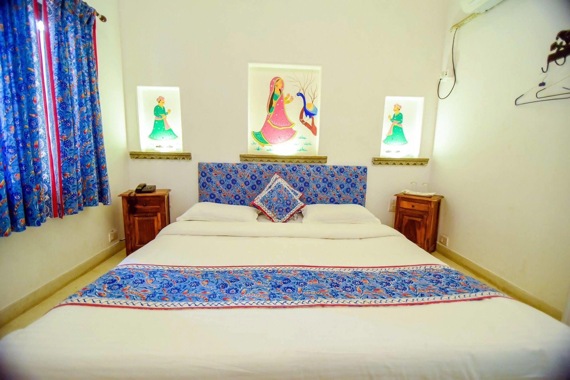 Udaigarh - Udaipur Hotel Bagian luar foto